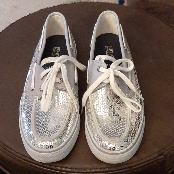 Sperry Silver Sparkle Boat Sneakers 6.5